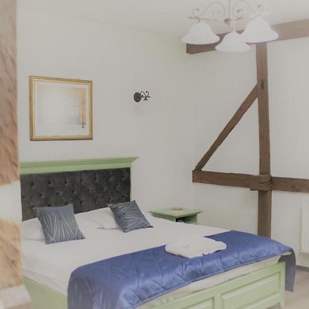 La Curtea Domneasca Hotel Piatra Neamţ Buitenkant foto