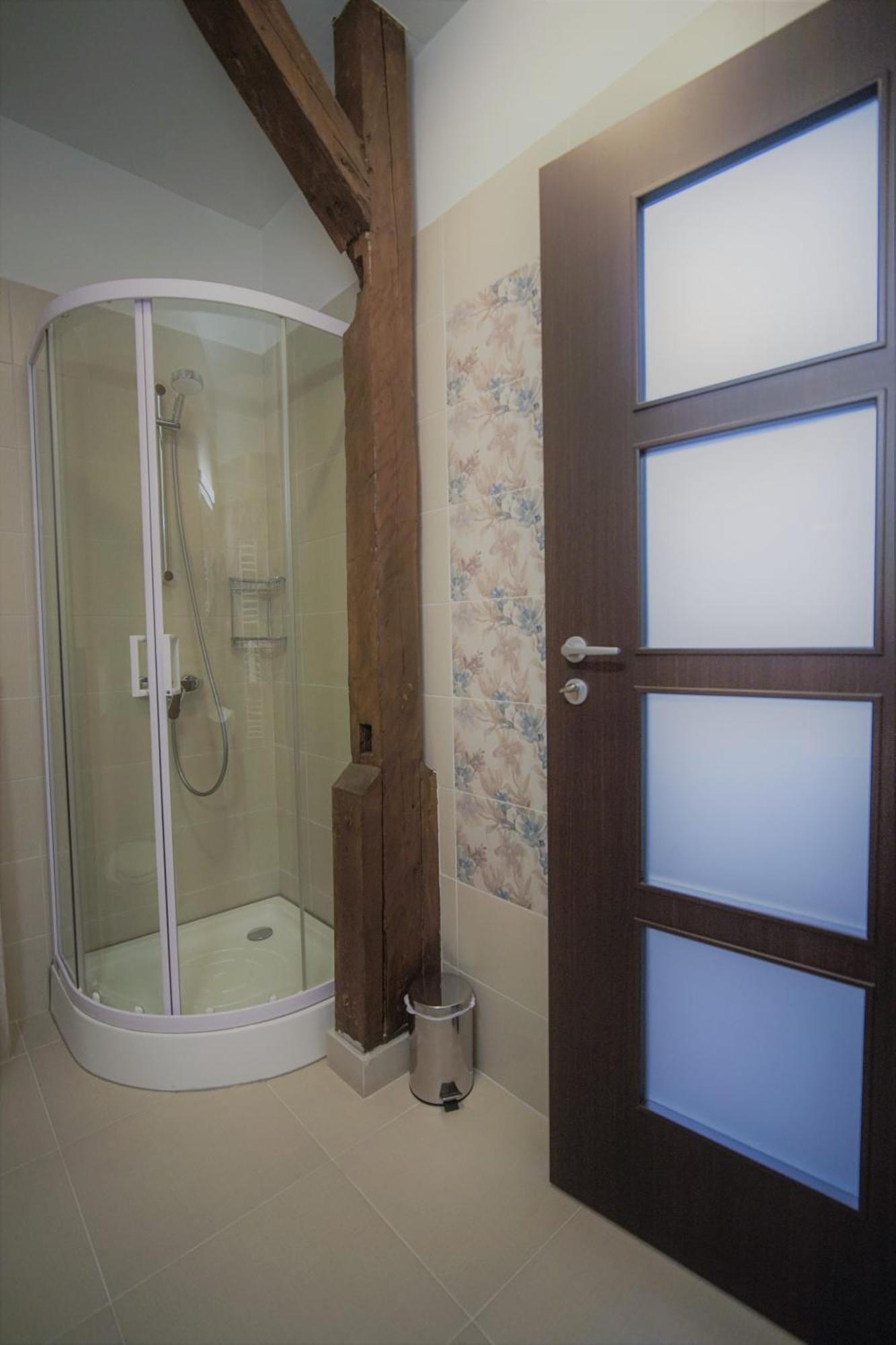 La Curtea Domneasca Hotel Piatra Neamţ Kamer foto